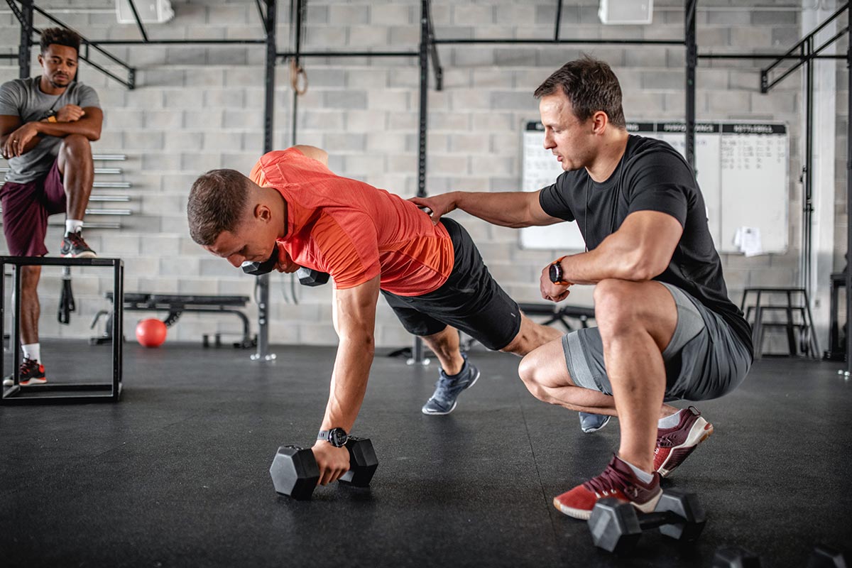 Is a Personal Trainer A Worthy Investment for Aspiring Athletes? - SIXSTAR